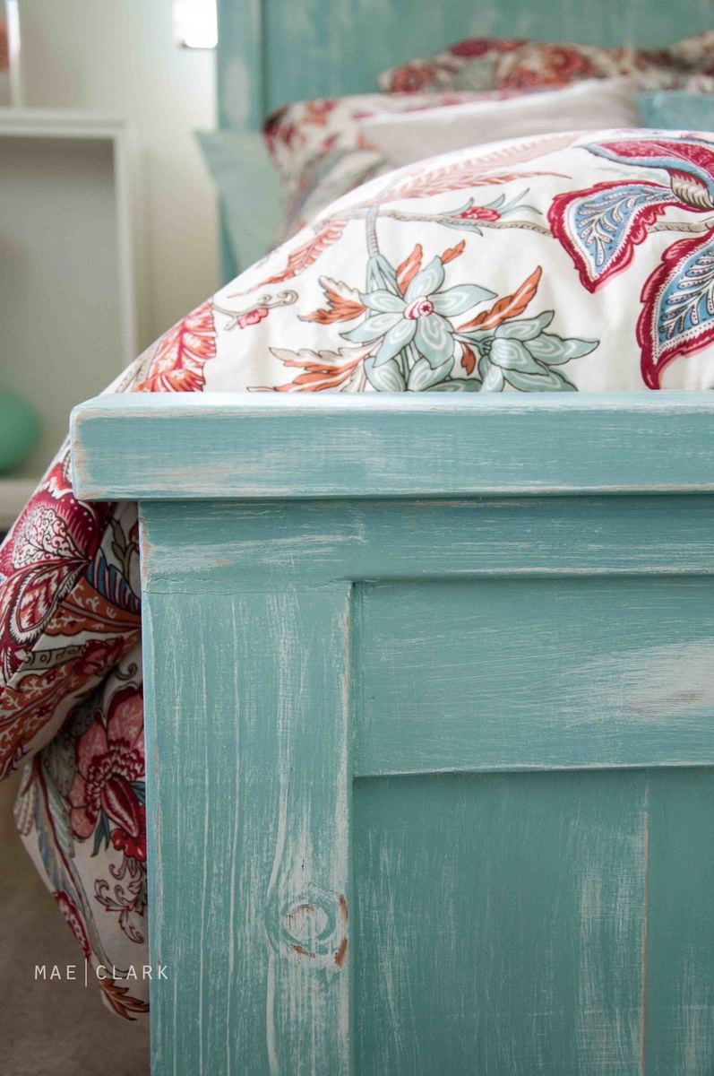 Ana White | Twin Farmhouse Bed - A Beachy-ish Version - DIY Projects